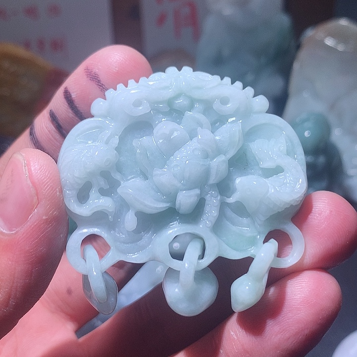 翡翠未镶嵌颈饰保真天然a货翡翠