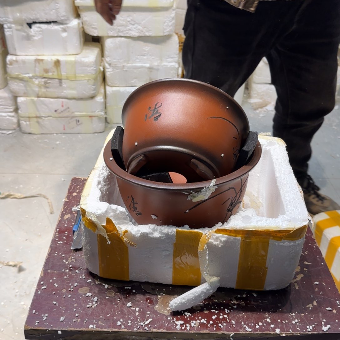 紫砂花盆瑕疵和瑕疵