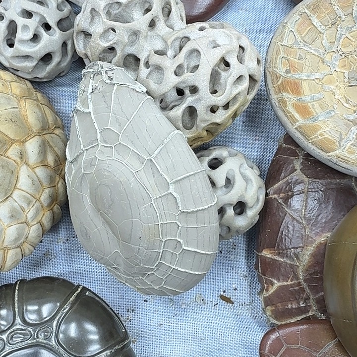 无***回石材龟纹石最低哥