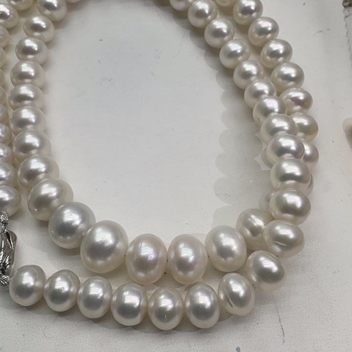 未镶嵌海水珍珠颈饰