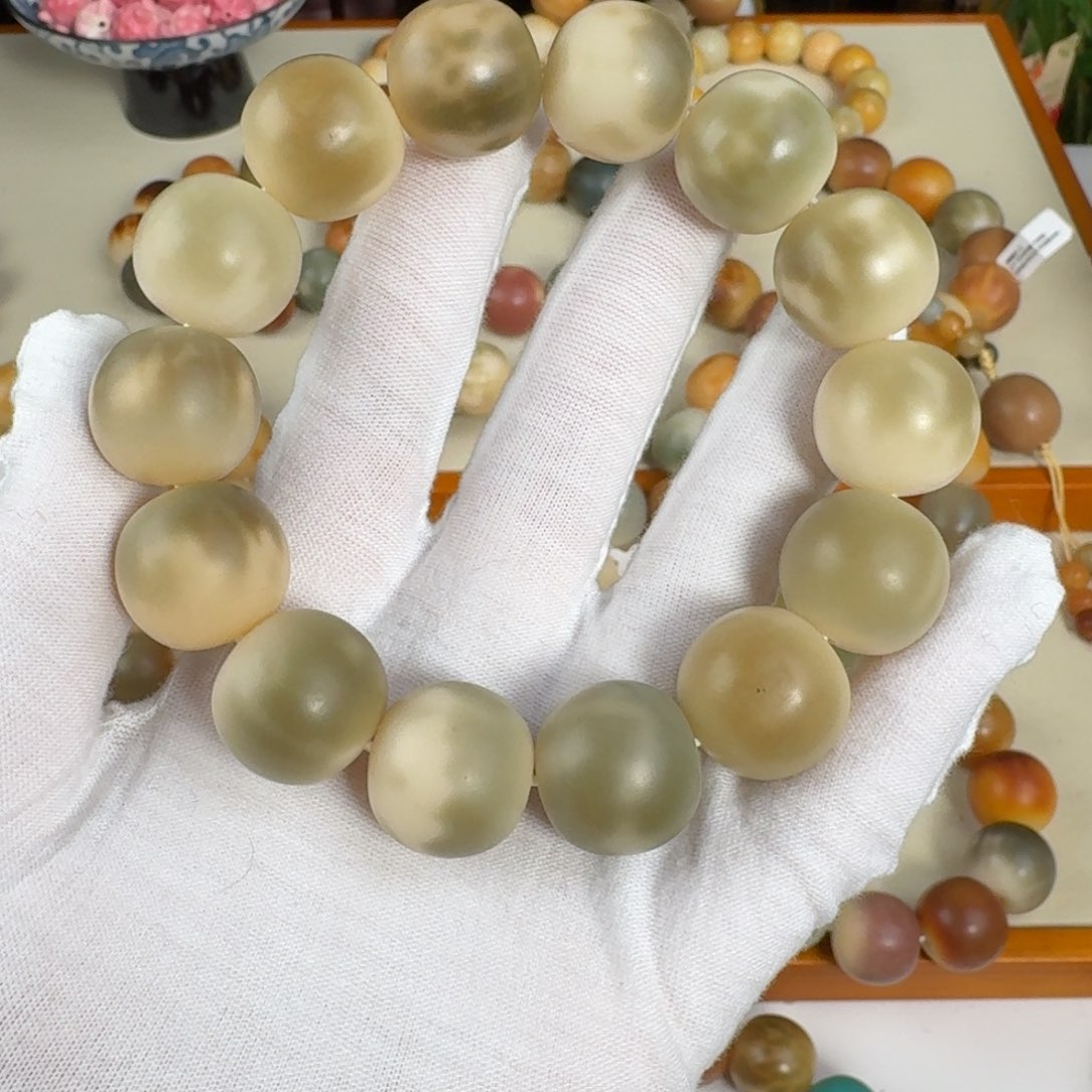 白玉菩提吊坠微单福利不退换