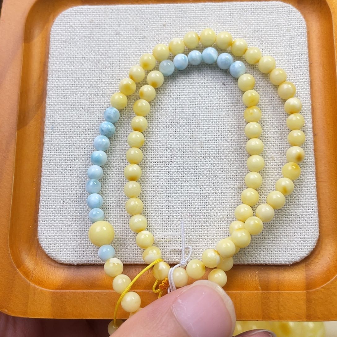 小***祯琥珀未镶嵌珠宝奇石手串