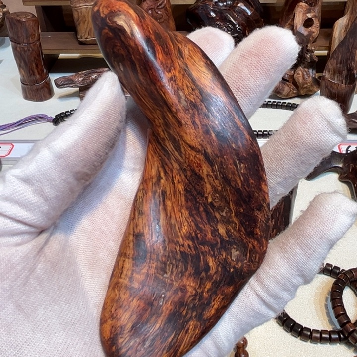 沈***氏木海南黄花梨小手把件