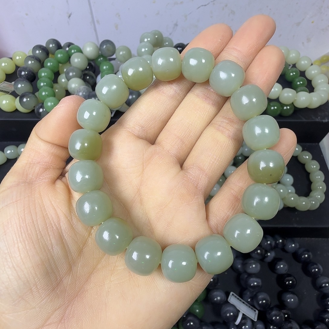 和田玉未镶嵌手链