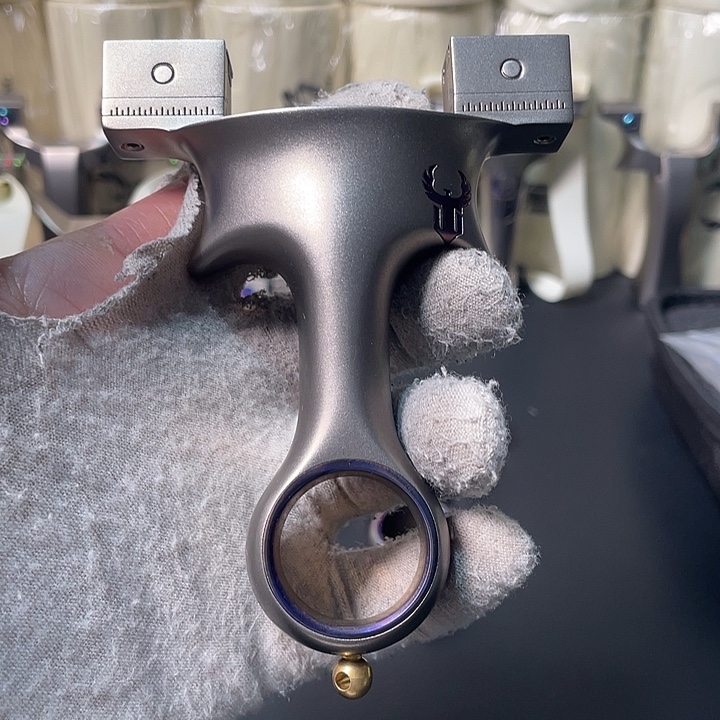 小***花重击新品尺寸85-22加一对炫彩螺丝