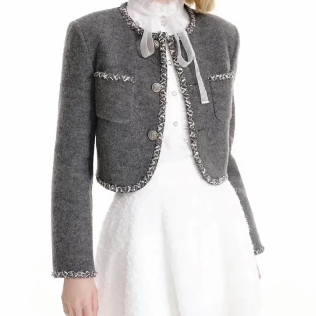 AMASS/阿玛施上衣女外套气质小香风白色短款时尚女士5400627百搭