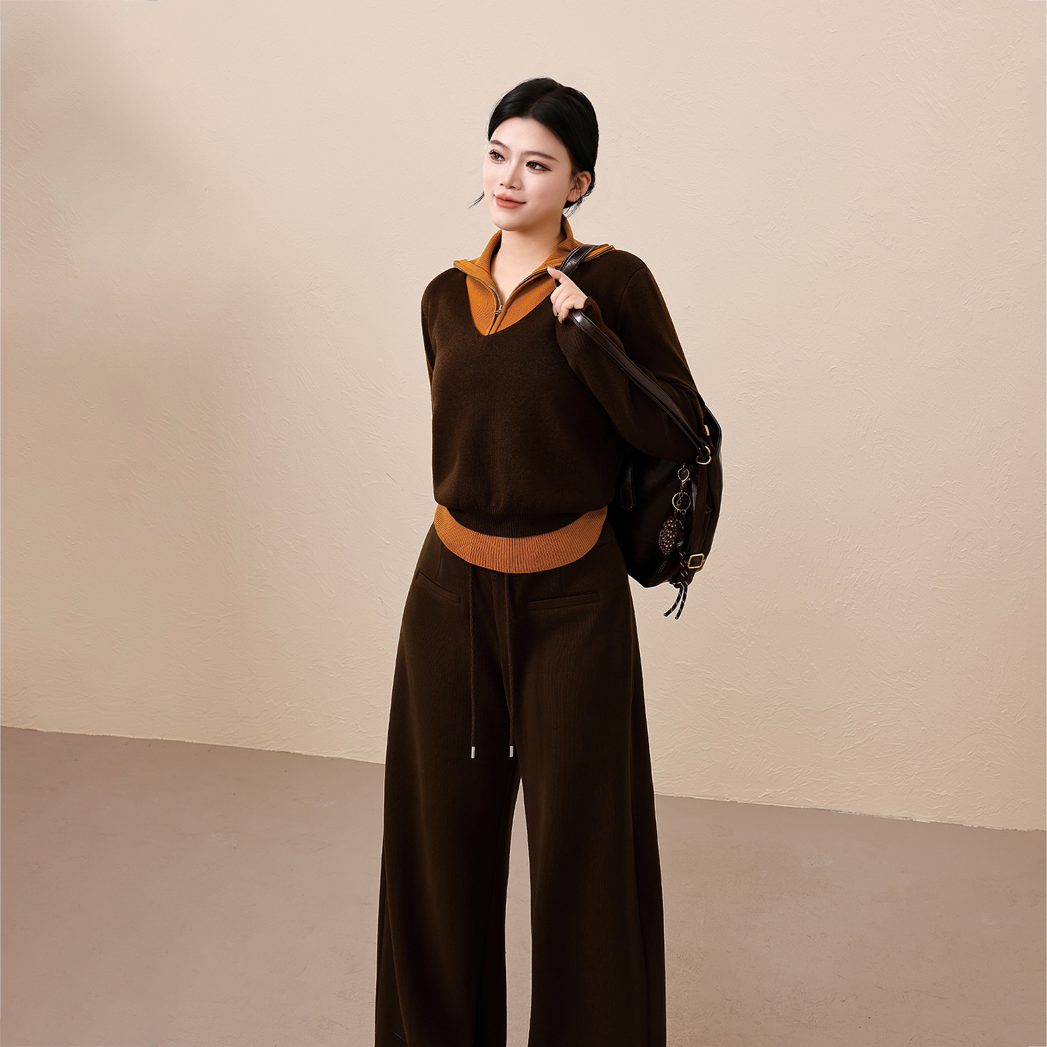 【小暖心】蛋妹大码女装微胖mm冬季领口双层设计撞色上衣DM36048