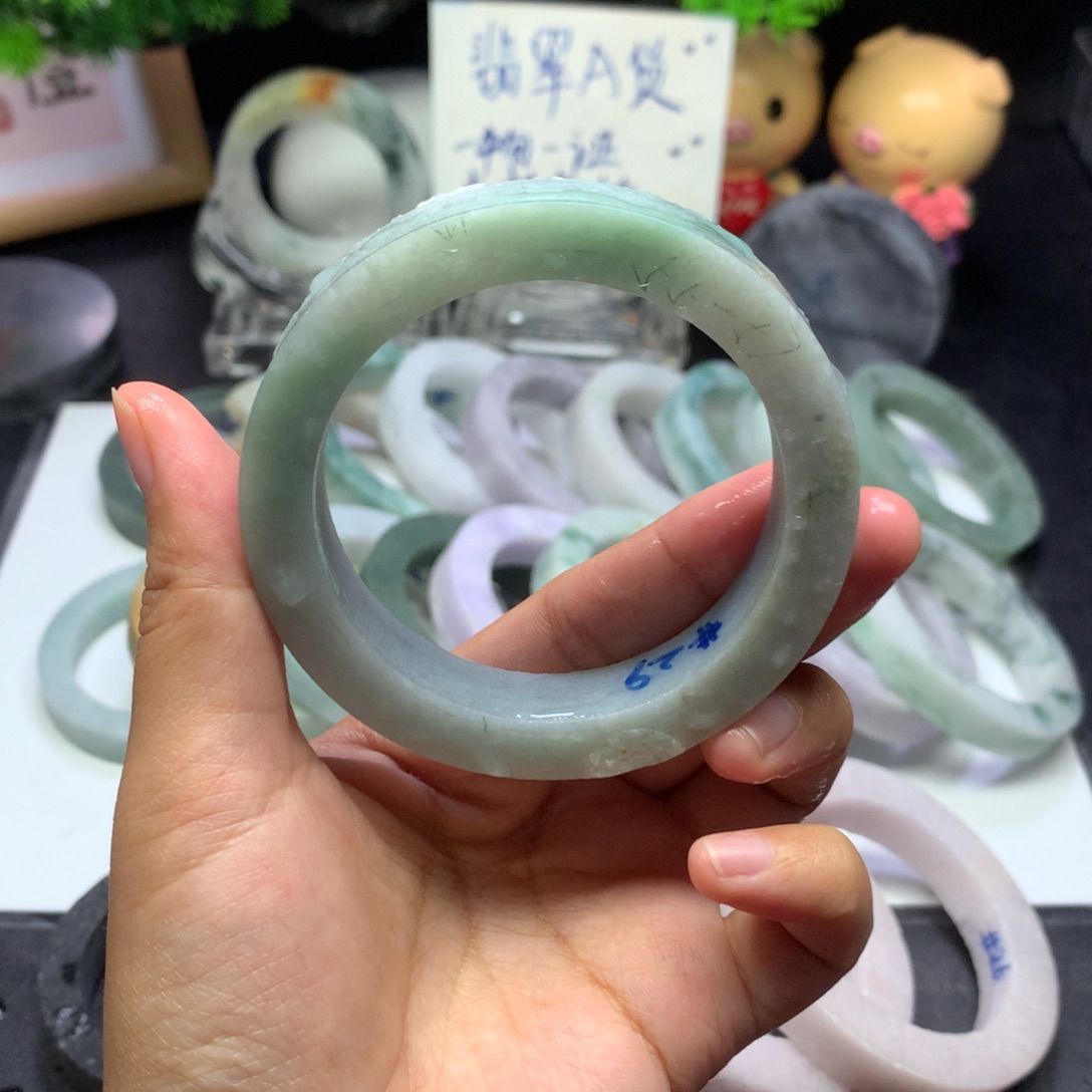 【闪购商品】定制翡翠手镯未镶嵌