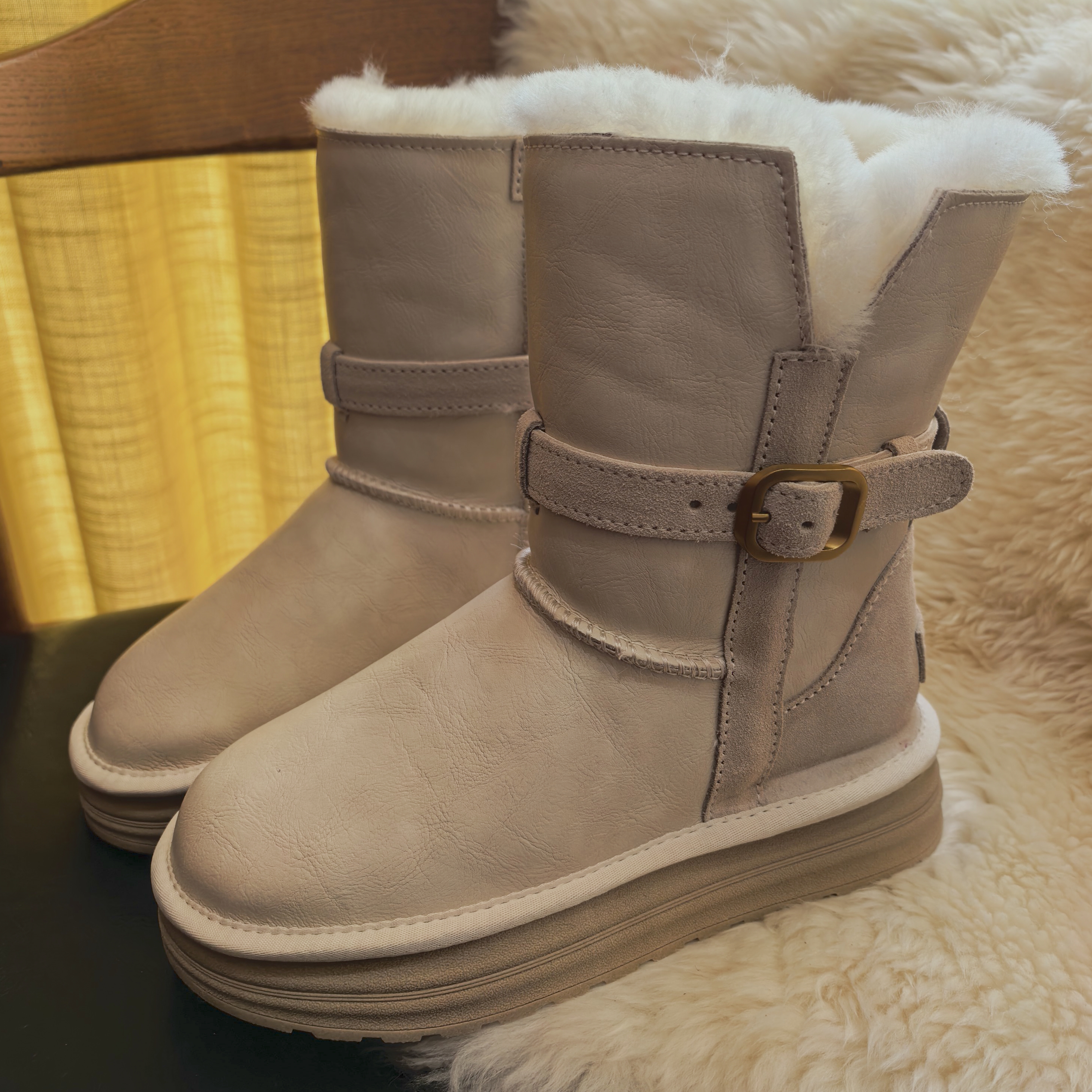 女鞋保暖时尚羊毛雪地棉中筒厚底可爱风雪地靴防水皮好打理NB2566