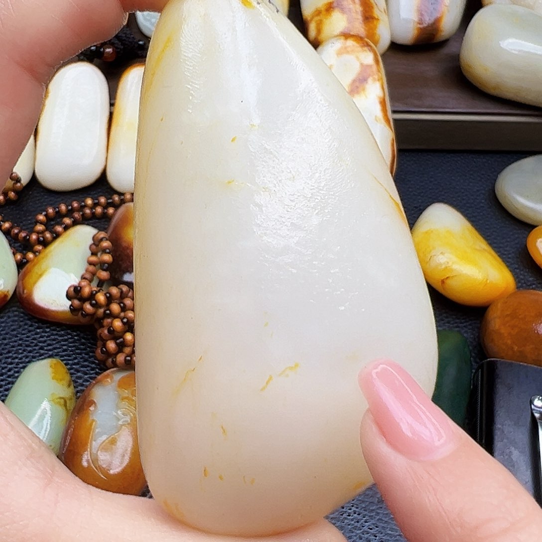 和田玉挂件未镶嵌华*兹