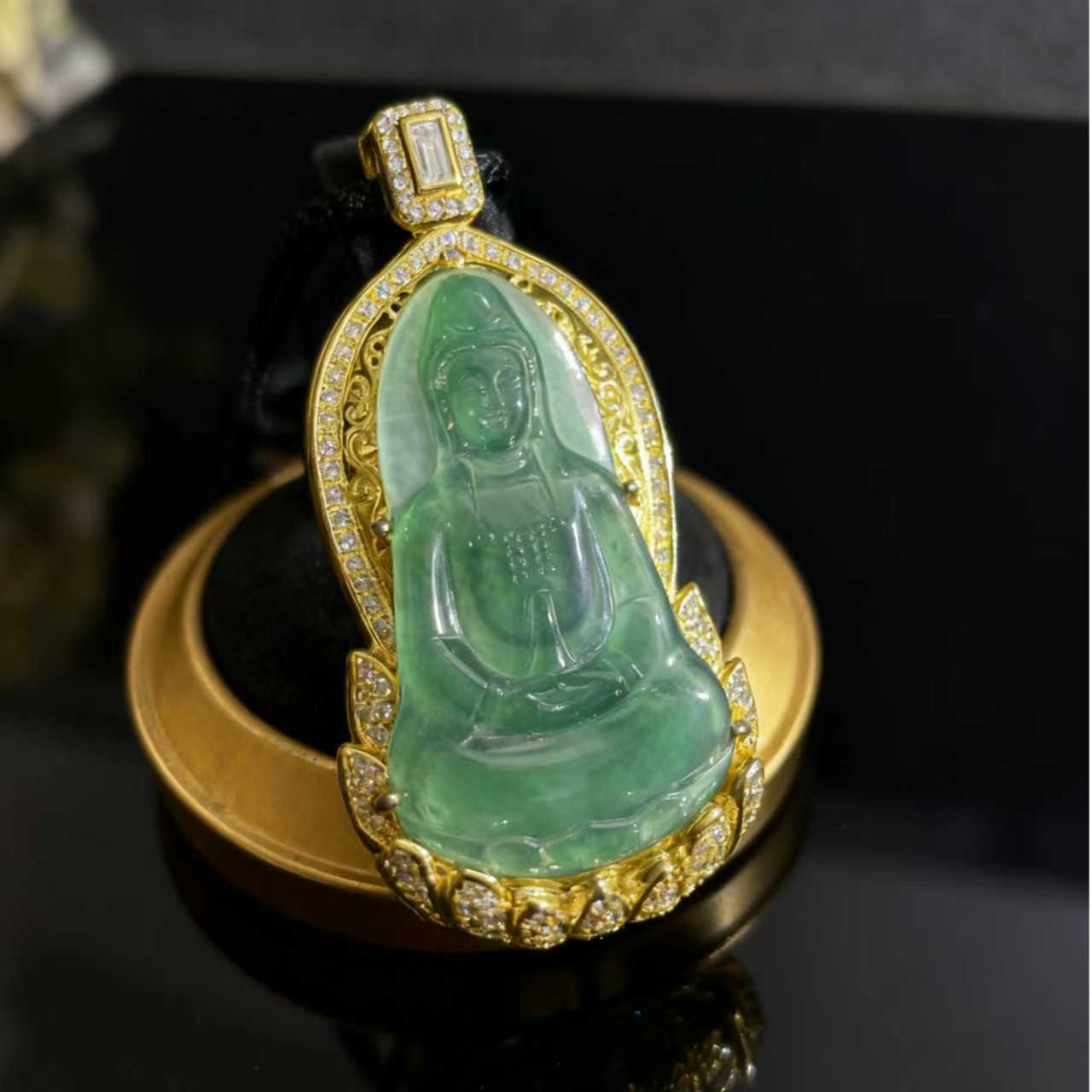 高端翡翠观音 吊坠 带礼盒 sz