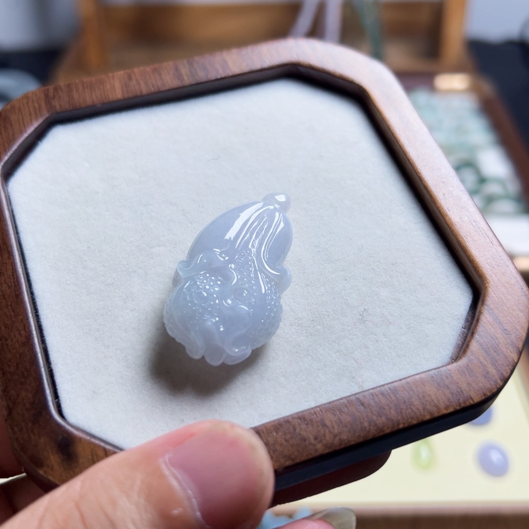 颈饰未镶嵌翡翠翡翠挂件小白菜