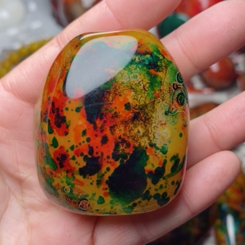 未镶嵌玛瑙/玉髓珠宝奇石奉**?打孔不退不换