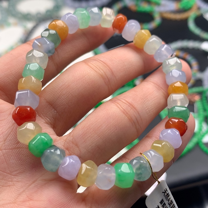 翡翠未镶嵌手镯卡