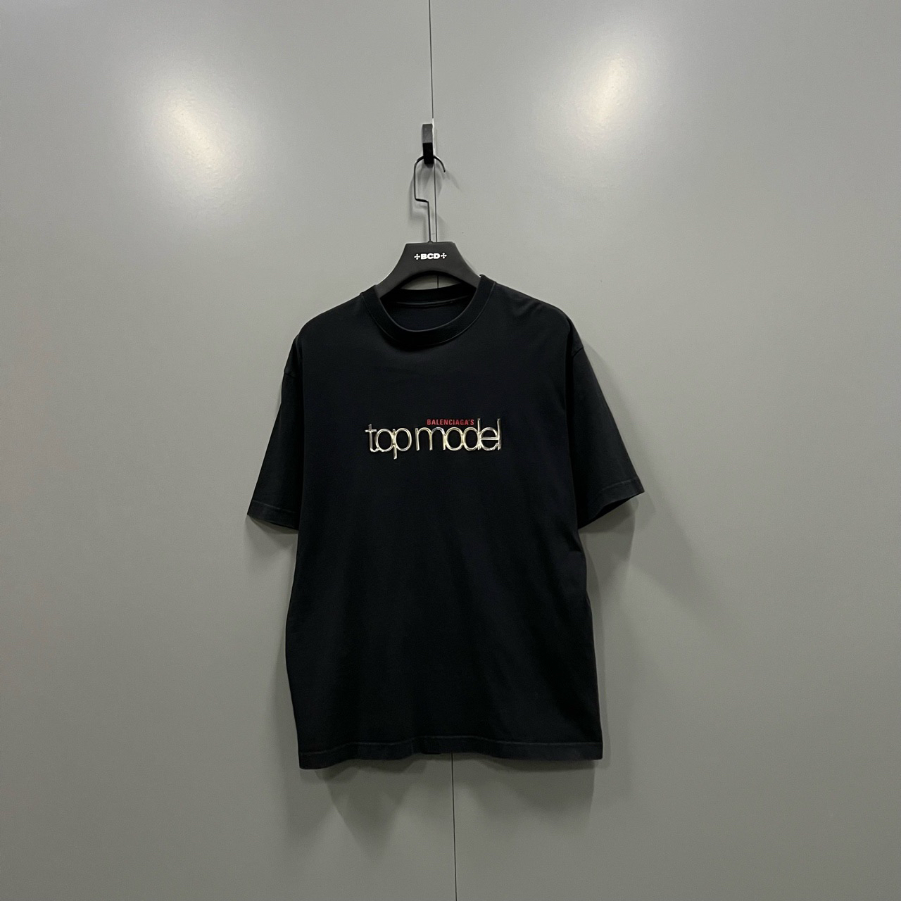 95新 Balenciaga/巴黎世家 （bb）204 黑色topmodel短袖 XS码/无领