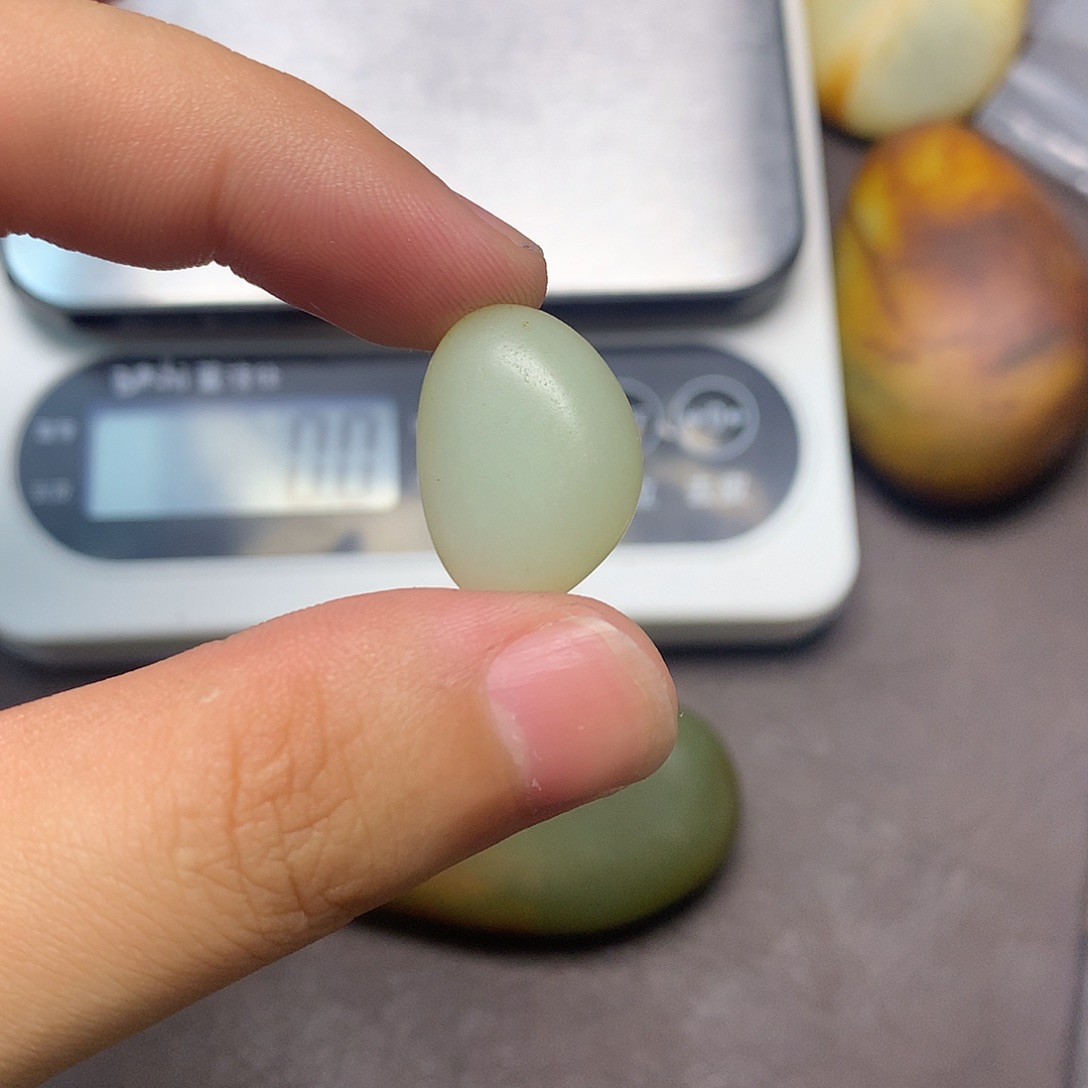 和田玉（糖玉）未镶嵌挂件