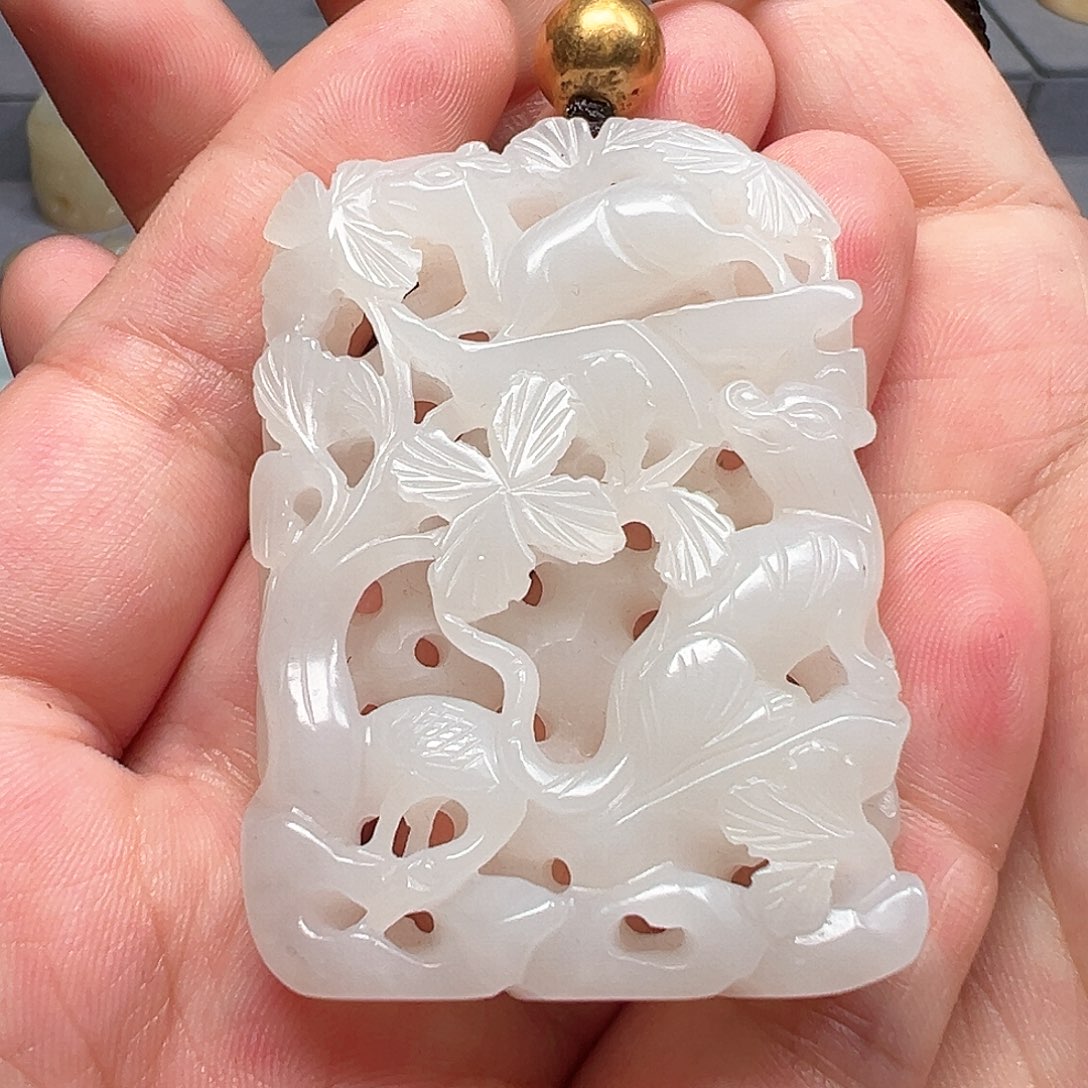 【闪购商品】和田玉颈饰未镶嵌一**家