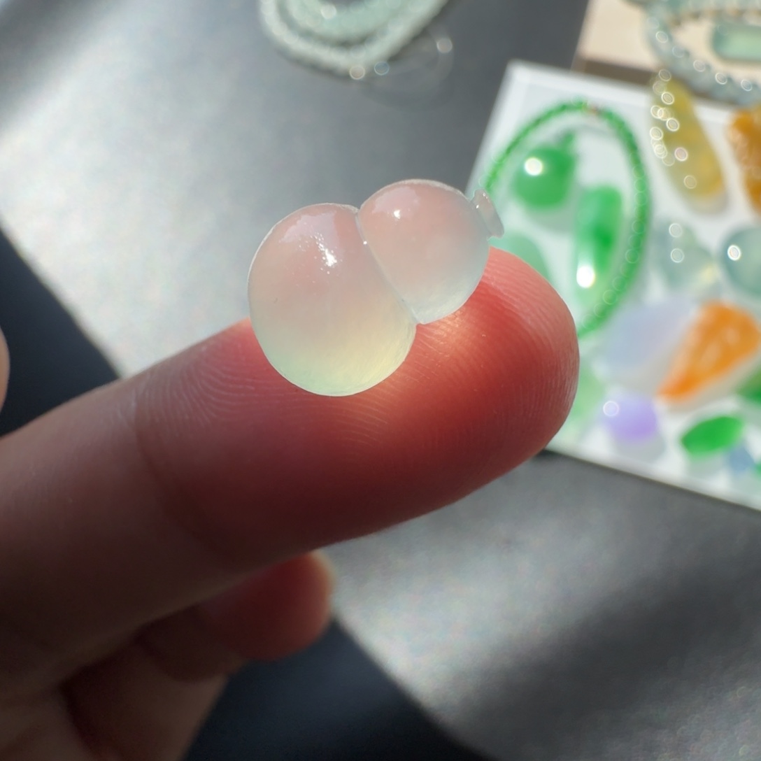 定制翡翠未镶嵌正冰起光葫芦