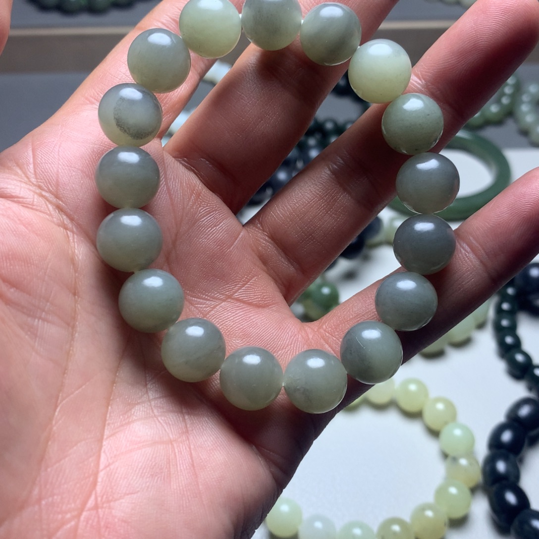 和田玉未镶嵌手链