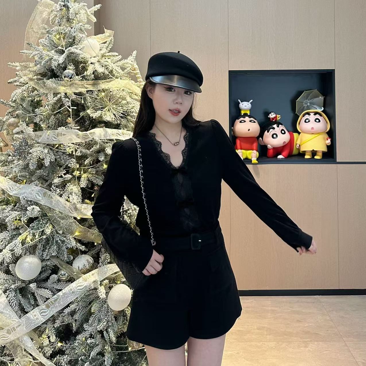 琪琪怪怪大码女装【定情之日】高级感蕾丝拼接蝴蝶结上衣T15922QD