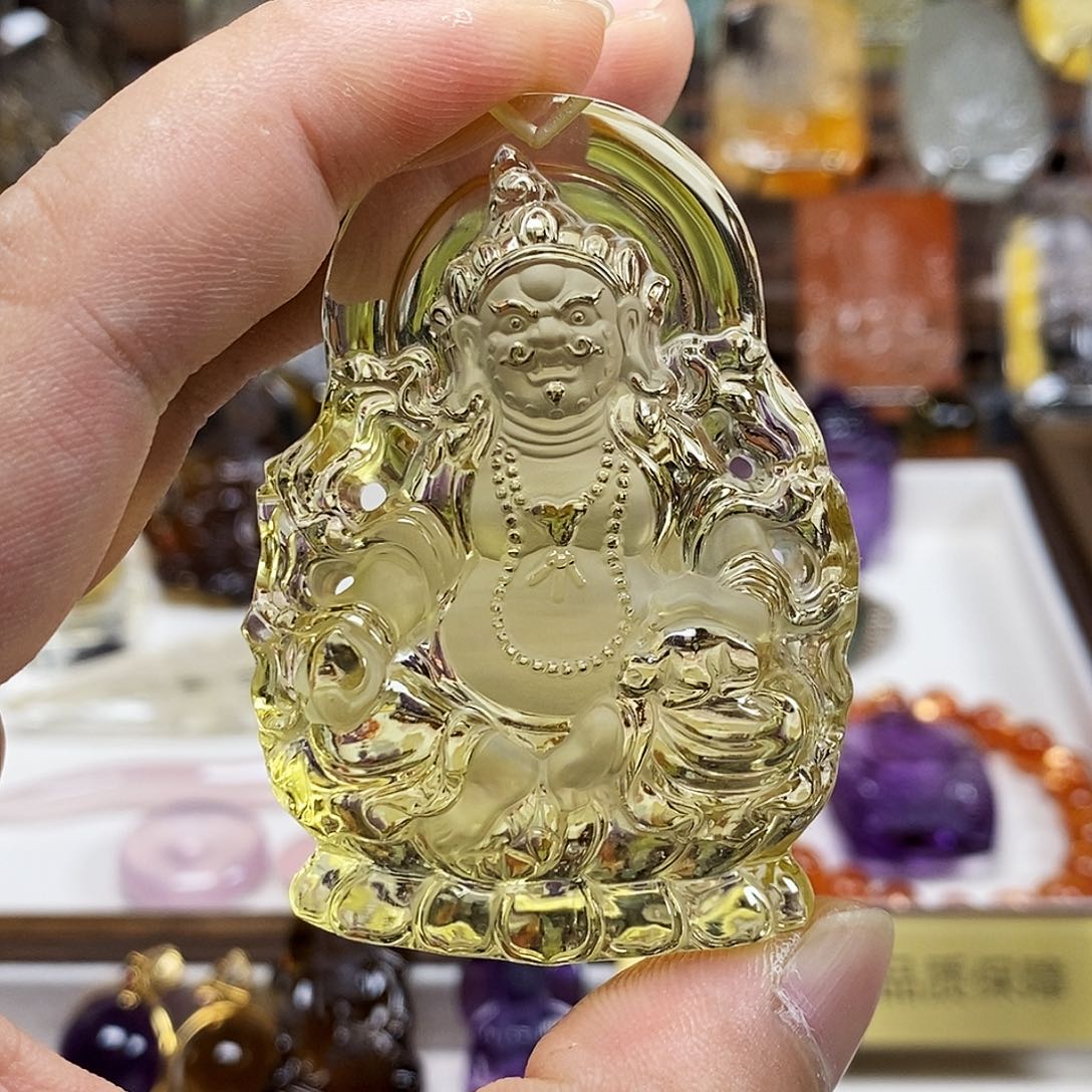 天***室未镶嵌颈饰水晶天然水晶吊坠