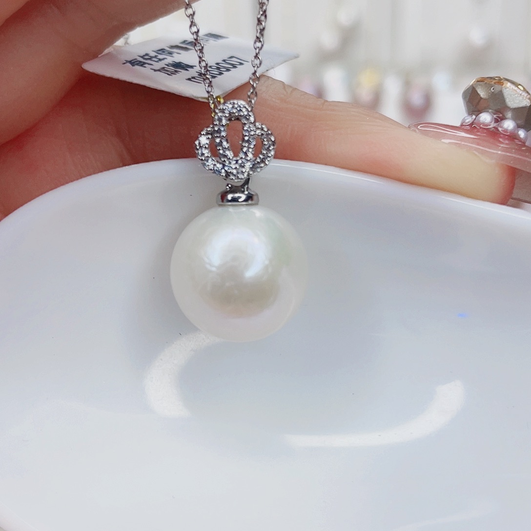 淡水珍珠吊坠(赠链)未镶嵌