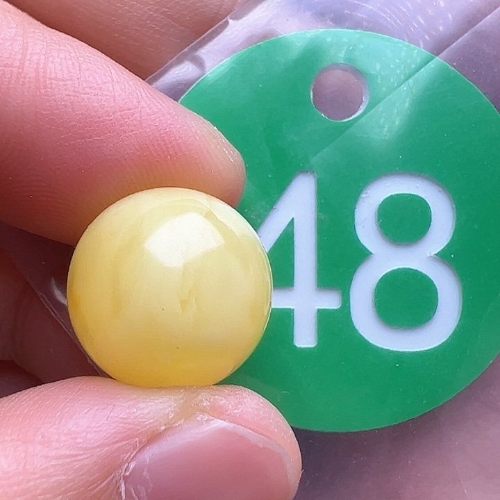 未镶嵌蜜蜡裸石14.3m m