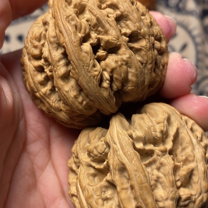 【闪购商品】文玩核桃吊坠少*，粗