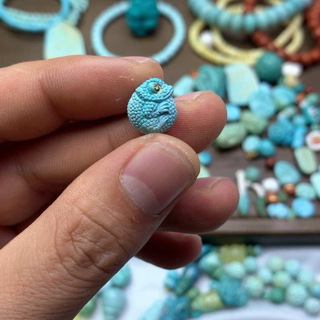 绿松石雕刻未镶嵌