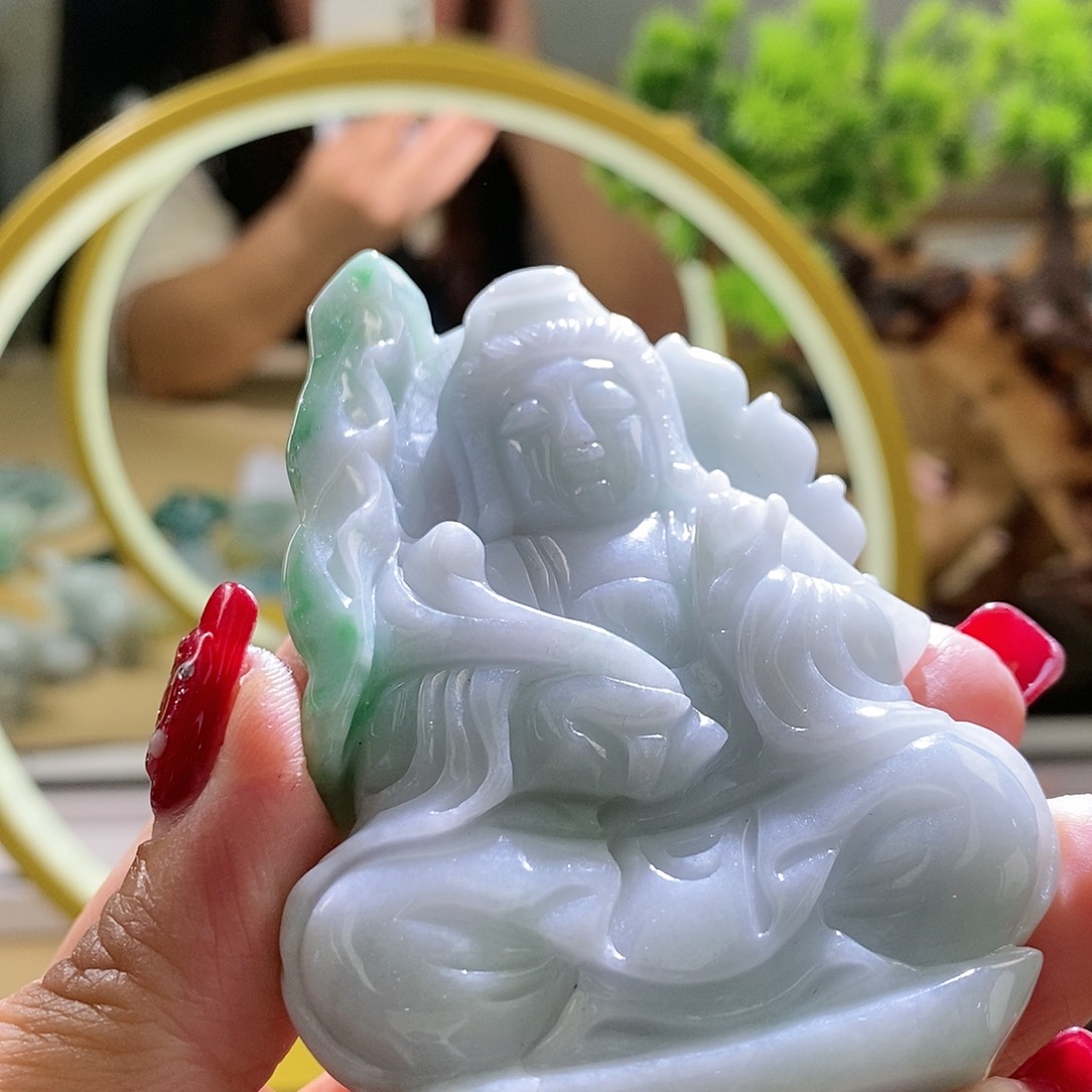 【闪购商品】翡翠颈饰未镶嵌观音