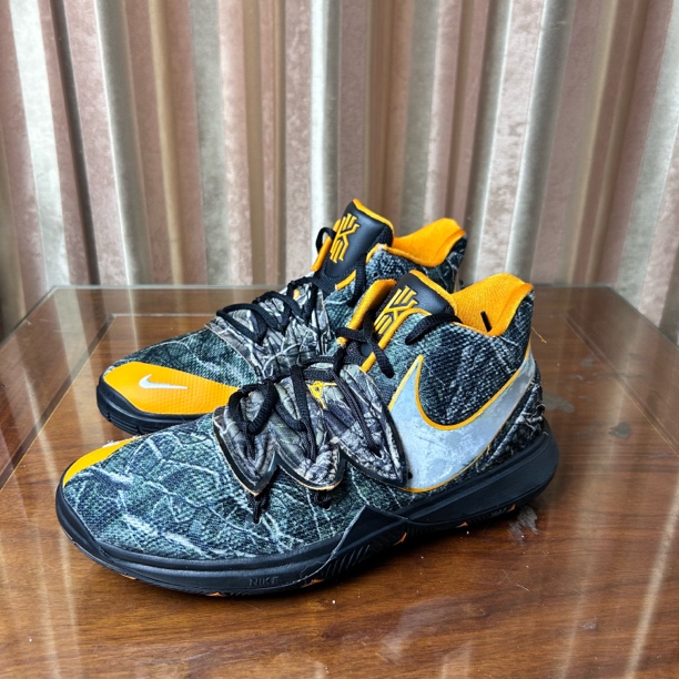 95新 MM6 40码 欧文5 大眼 无原盒 鞋底磨损小