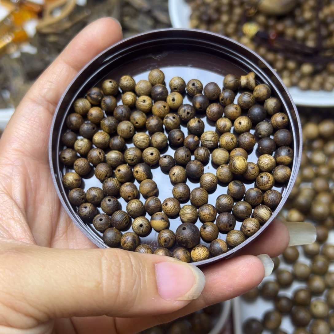 沉香碎屑沉香0.6珠