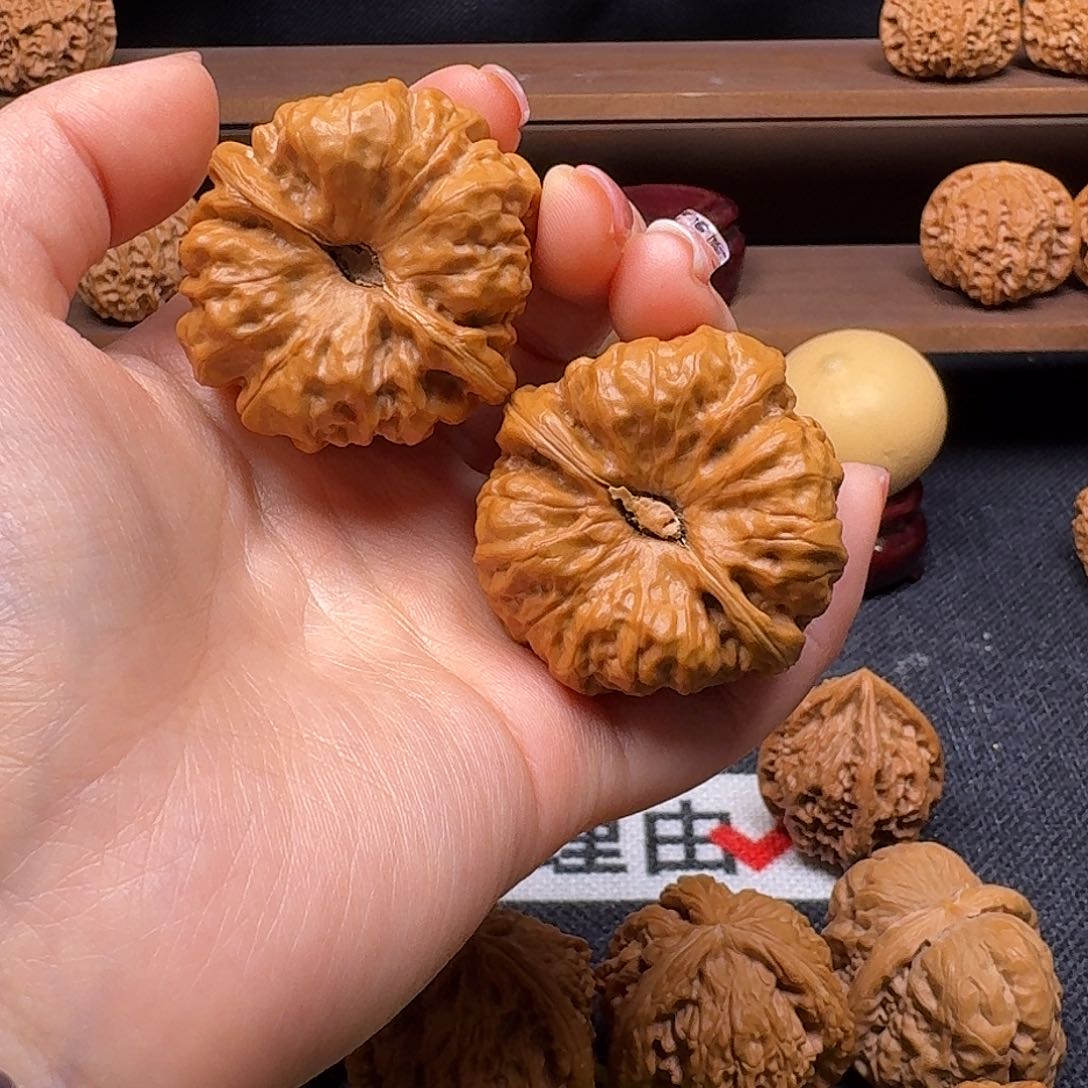 文玩核桃吊坠43蛙蛙