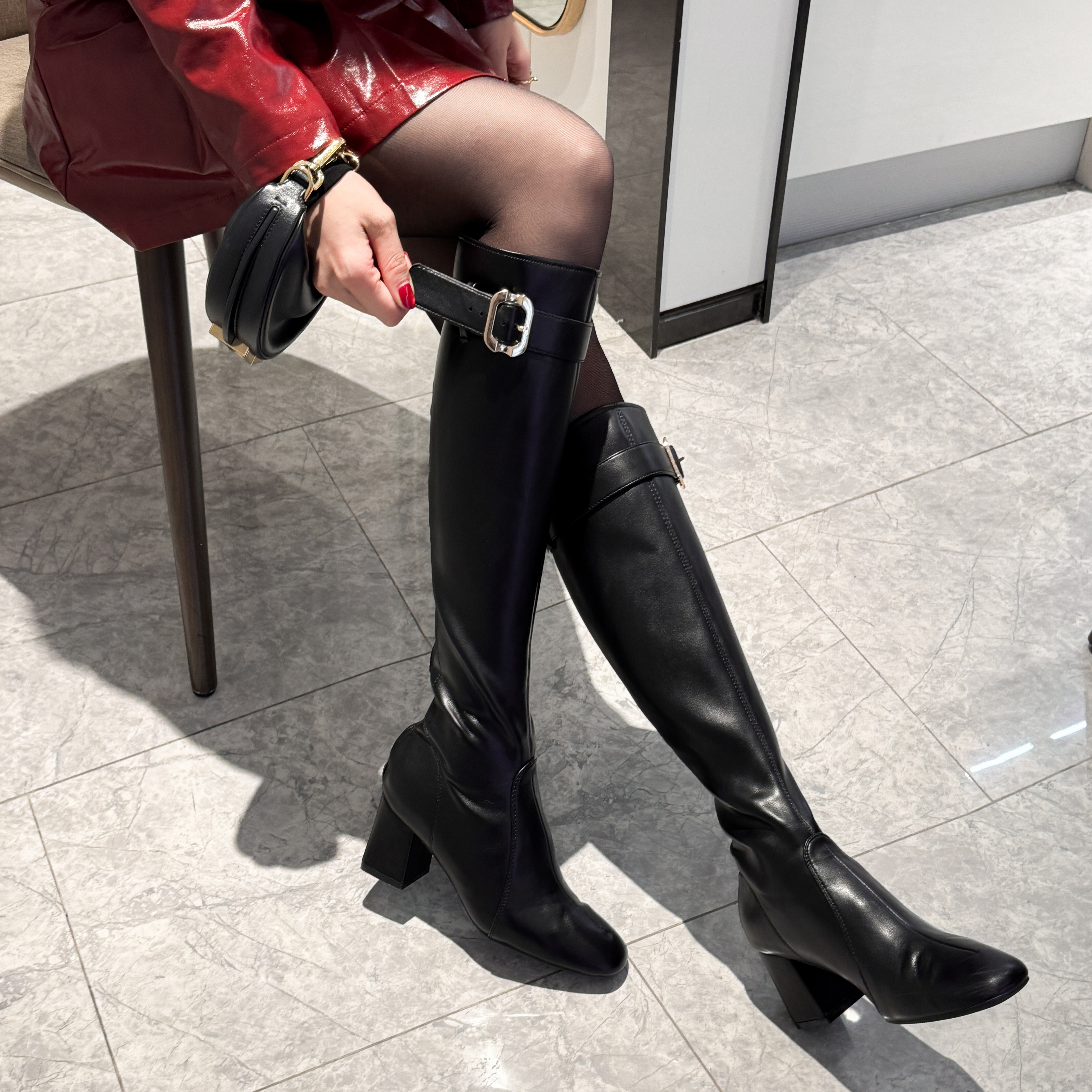 【复古谬系】气质网红时尚黑色扣带粗跟长筒靴子XZ-G0277