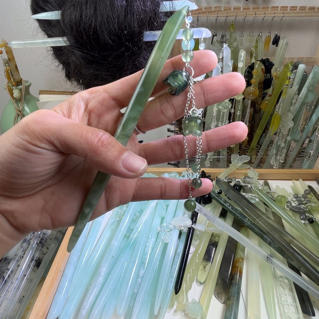 蛇纹石玉发饰未镶嵌