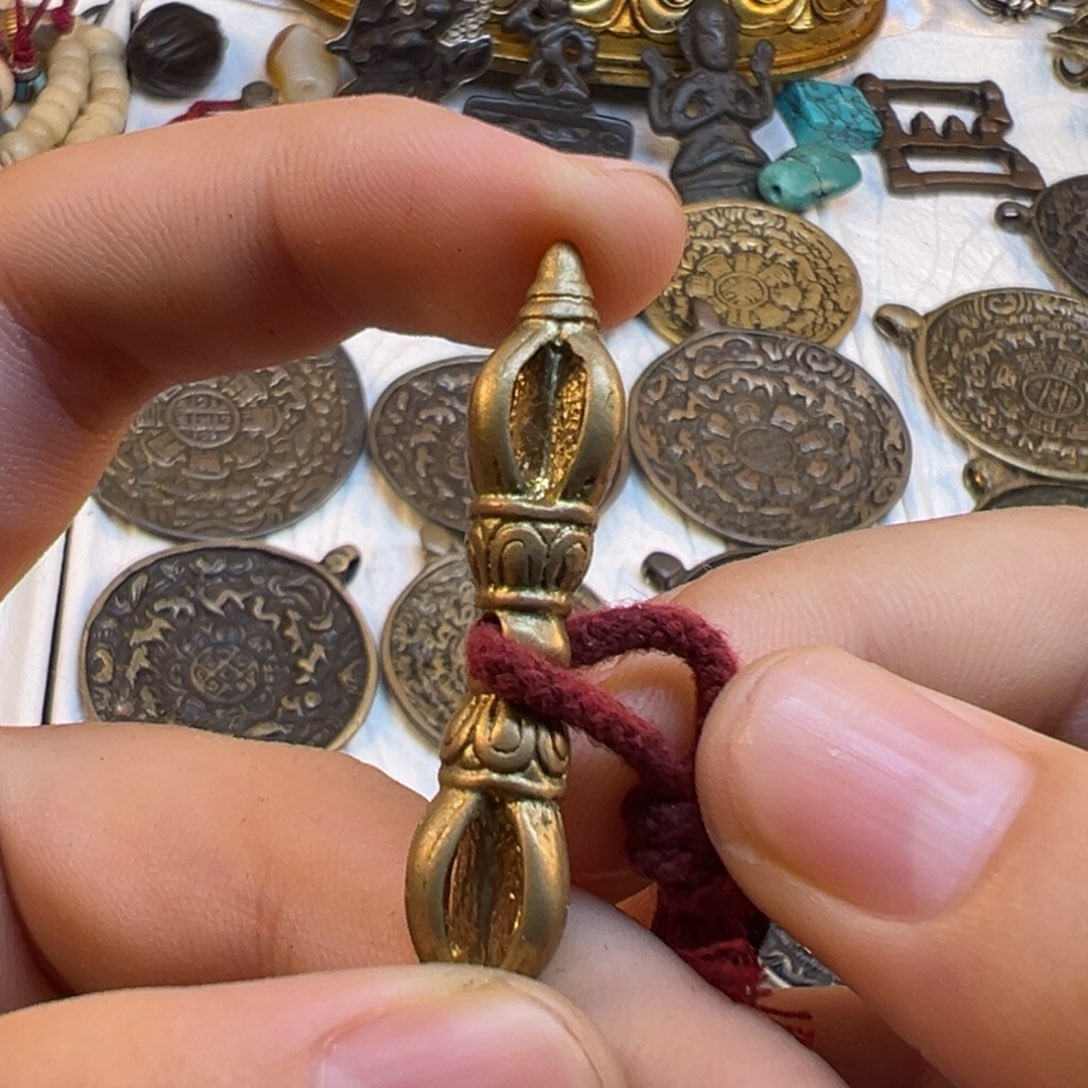 琉璃颈饰g h gv h h5677