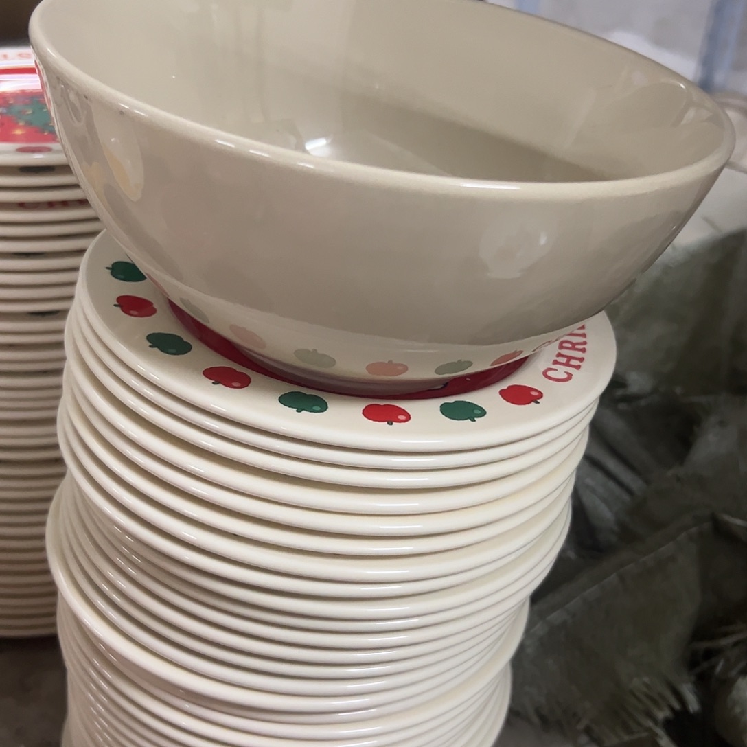 搪瓷微瑕白色大大大汤碗一个