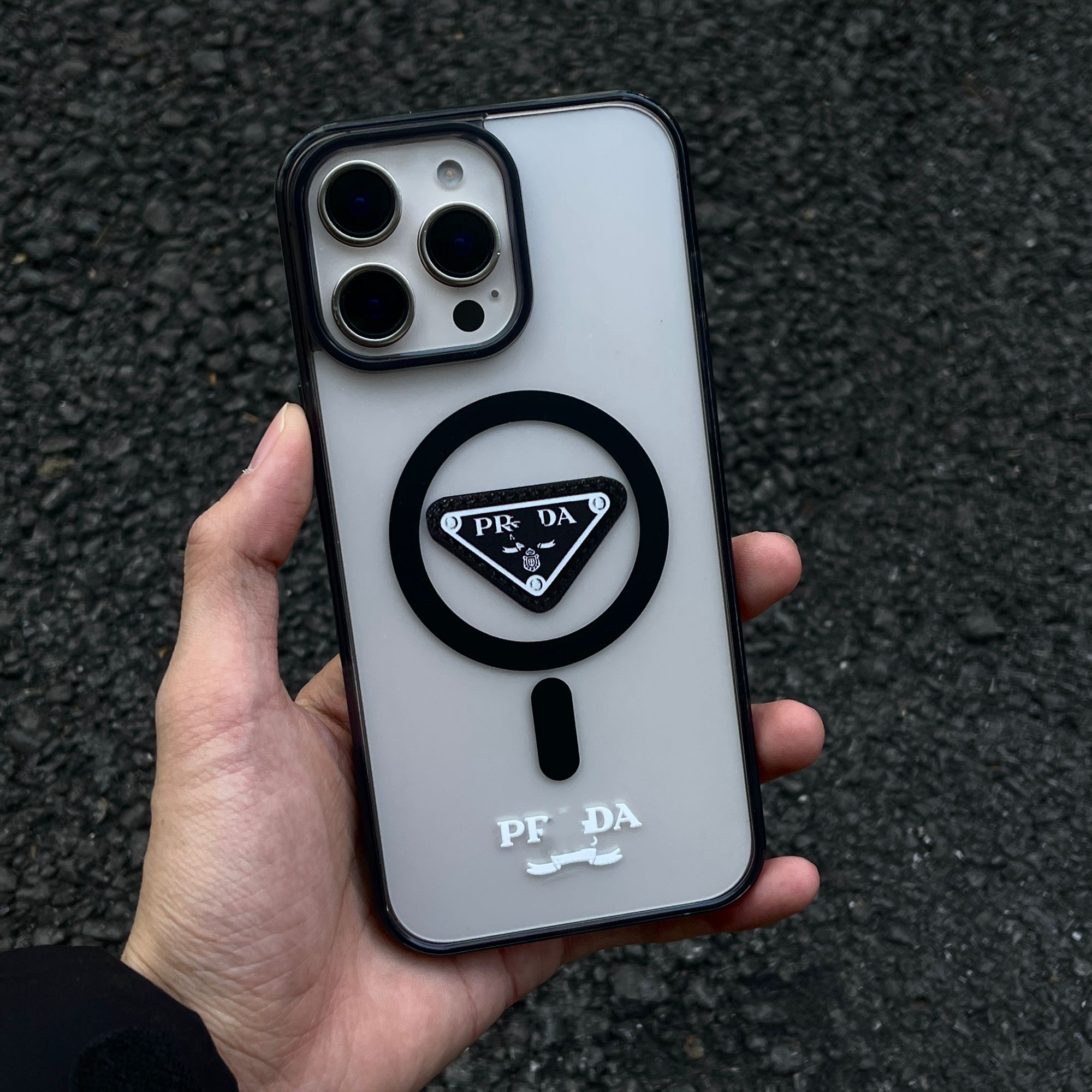 潮牌磁吸磨砂适用于iPhone15promax手机壳苹果16promax男女通用14