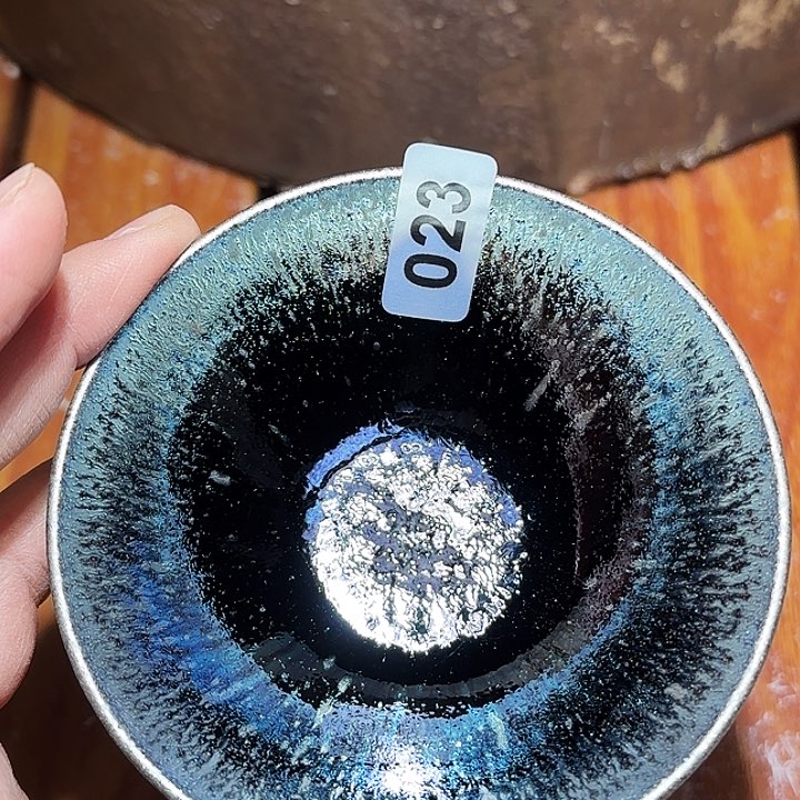 茶盏只有我们俩的钱能拿