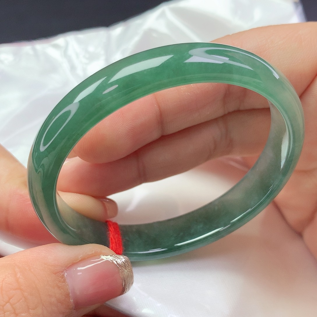 【闪购商品】翡翠手镯未镶嵌贵妃a 1