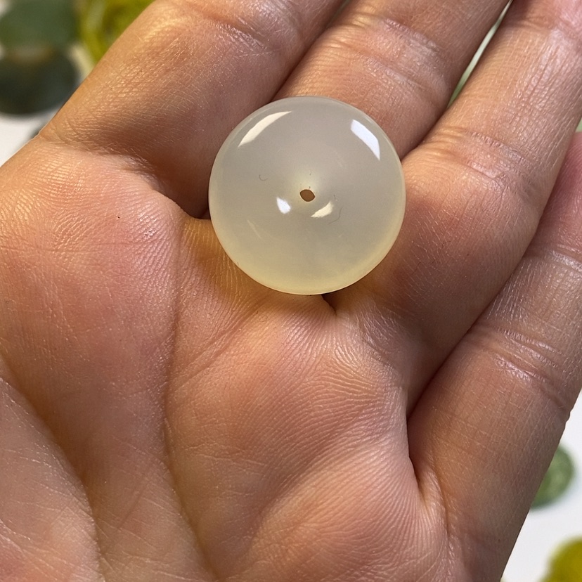 【闪购商品】蛇纹石玉颈饰未镶嵌