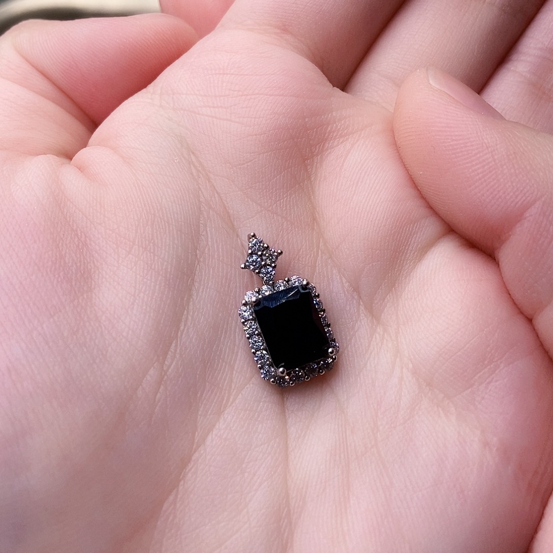 蓝宝石吊坠(赠链)银S925镶嵌