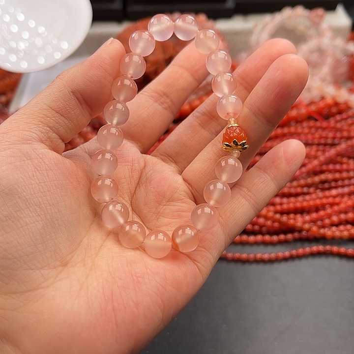 南红玛瑙未镶嵌多样性发货默认微瑕称重9mm