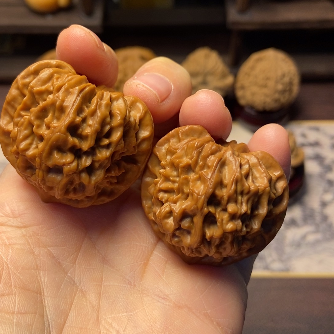 把件文玩核桃全品红峡谷38