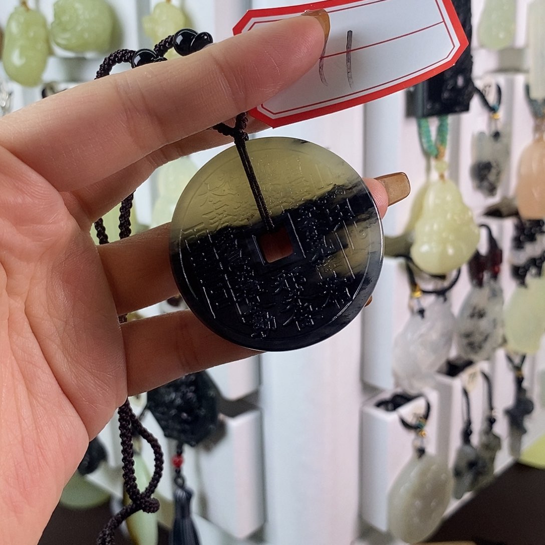 蛇纹石玉颈饰未镶嵌追*11