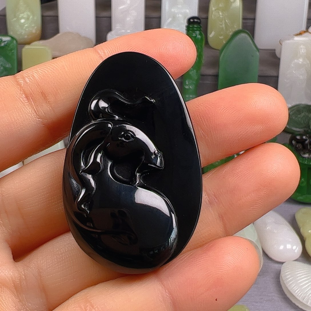 和田玉颈饰未镶嵌