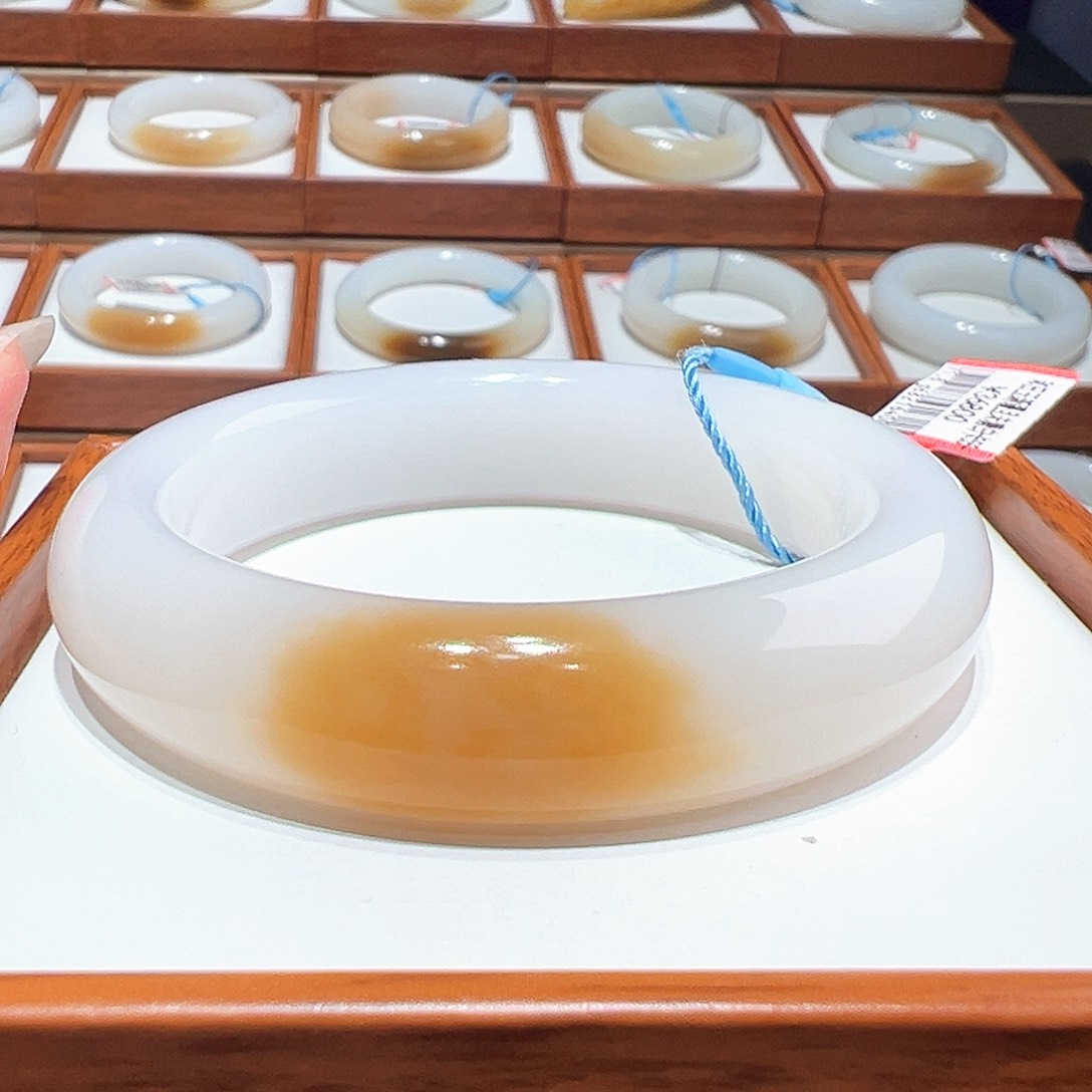 和田玉手镯55/56未镶嵌