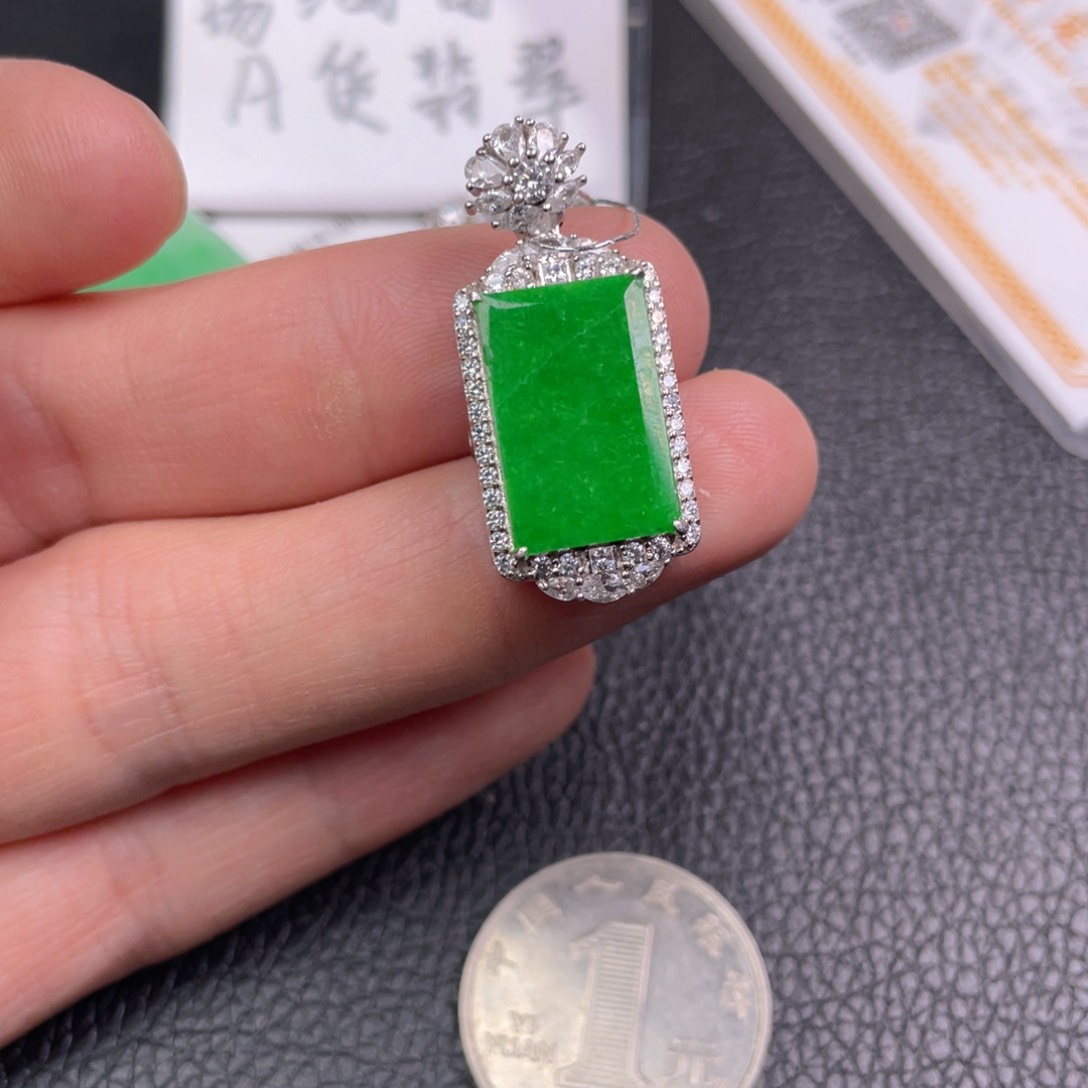 翡翠吊坠(不含链)银S925镶嵌吊坠