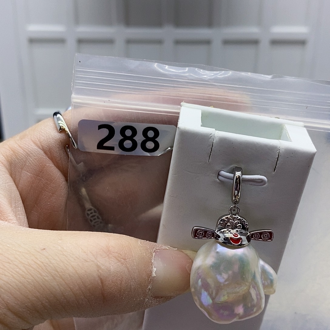 颈饰合金淡水珍珠