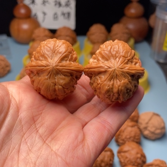 文玩核桃吊坠金蟾尊精对 35 37